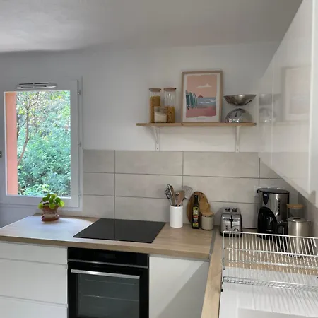 La Pinede - Sejour Ideal Entre Plage Et Lac Holiday home